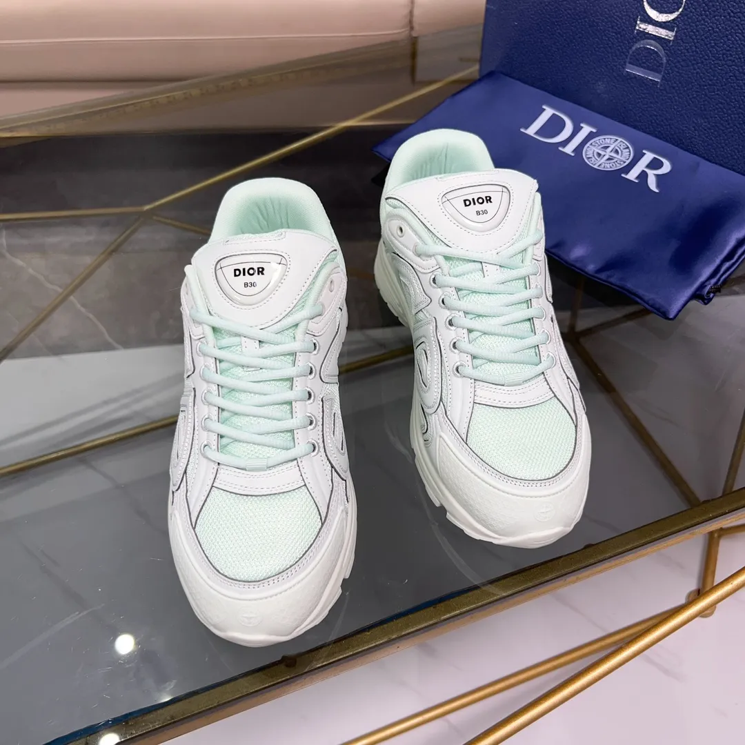 Men's Men's Shoes💰P460💰【DIOR】Dior's new B30 low-top sneakers✅ Carefully crafted from gray mesh fabric and white technical fabric, it features a CD30" graphic logo, and "DIO~B30" and "CD30" logos on the heel and tongue. The extra-light sculpted rubber sole is paired with iconic embellishments to enhance style, and internal stretch details create an ideal and comfortable wearing experience. Can be matched with a variety of casual looks to highlight a fashionable and modern sports style. Size: 38-44 (45 can be customized)